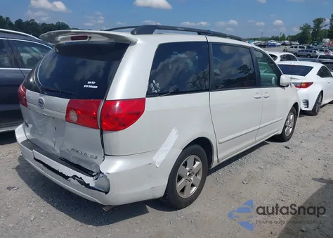 2008 Toyota Sienna Xle z USA, uszkodzony, nr VIN 5TDZK22CX8S193982